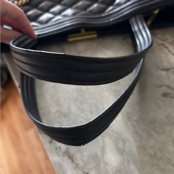 Black Quilted CC caviar Leather Handbag - Picture 7 of 10